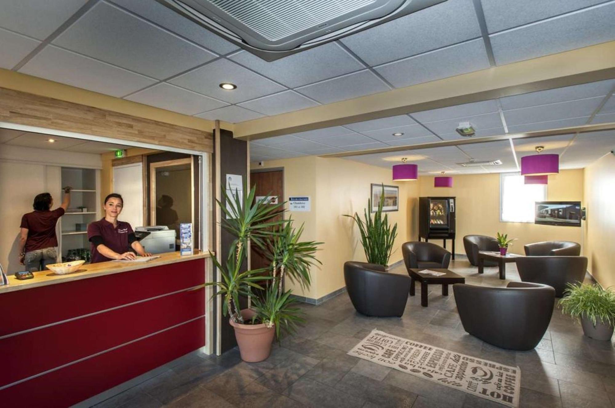 Brit Hotel Confort Villeneuve Sur Lot Bias  Exterior photo