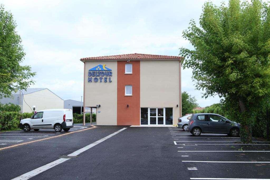 Brit Hotel Confort Villeneuve Sur Lot Bias  Exterior photo